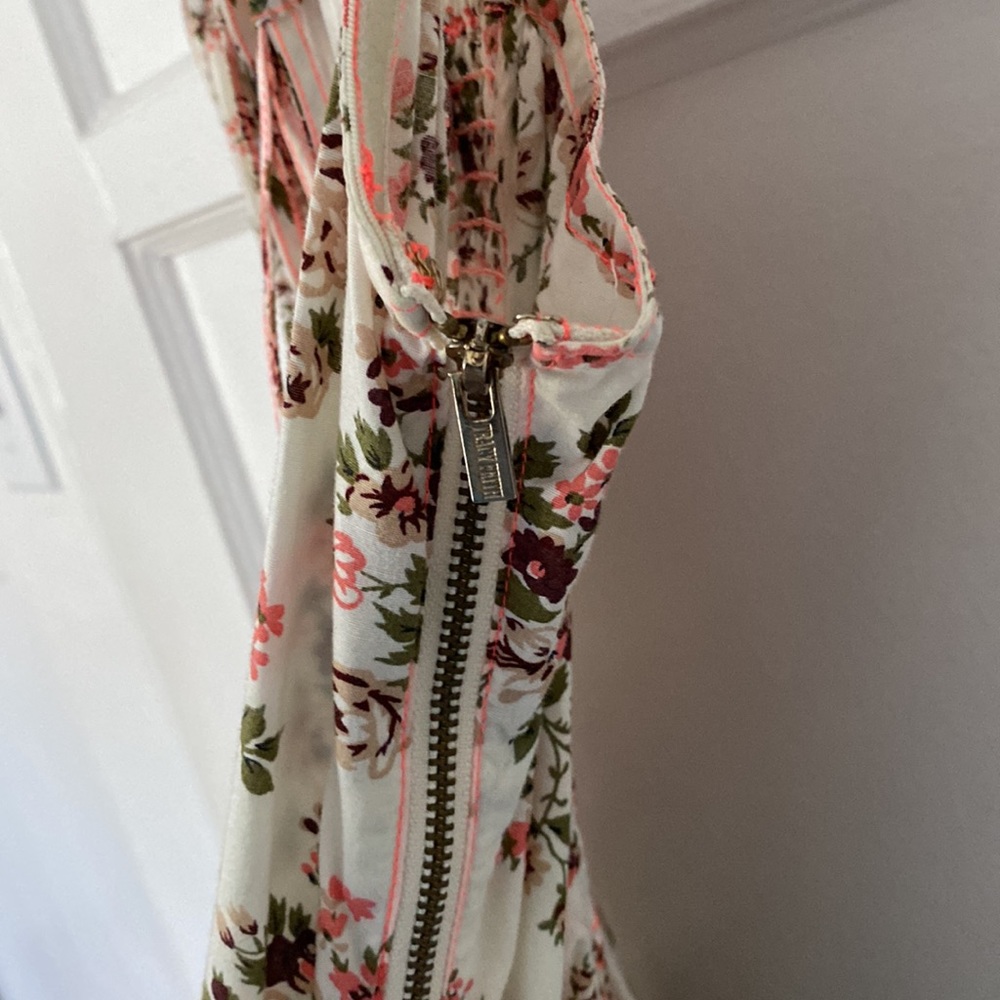 Floral Dress (size 1) - Picture 8 of 9